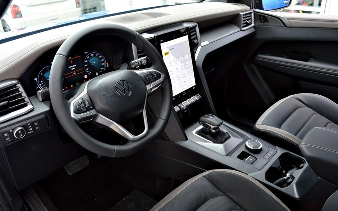 Volkswagen Amarok cena 287800 przebieg: 1, rok produkcji 2023 z Mszczonów małe 631
